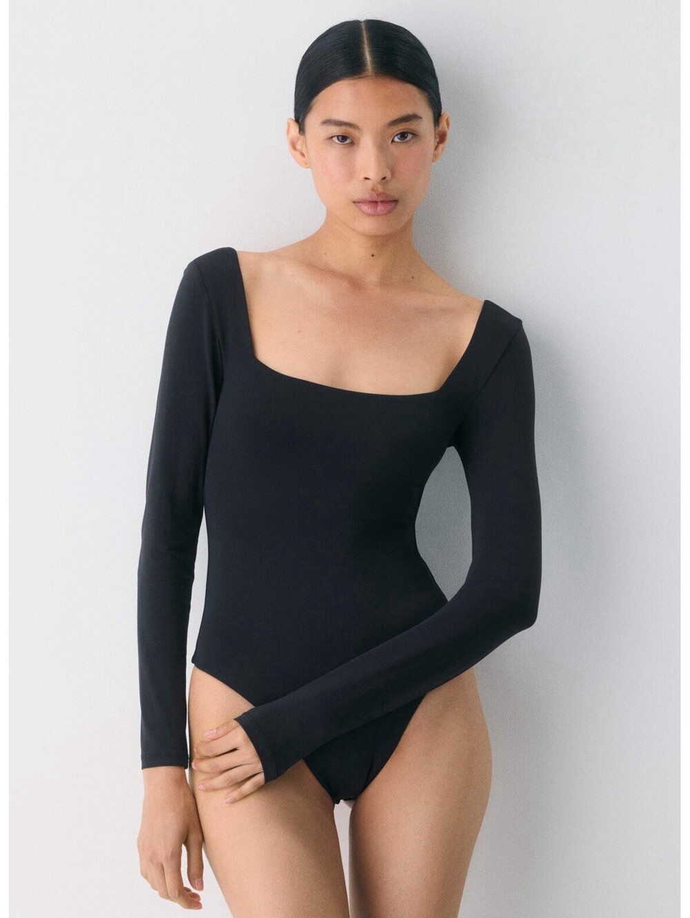 Aritzia Babaton Black Contour Squareneck Longsleeve Bodysuit Size XS